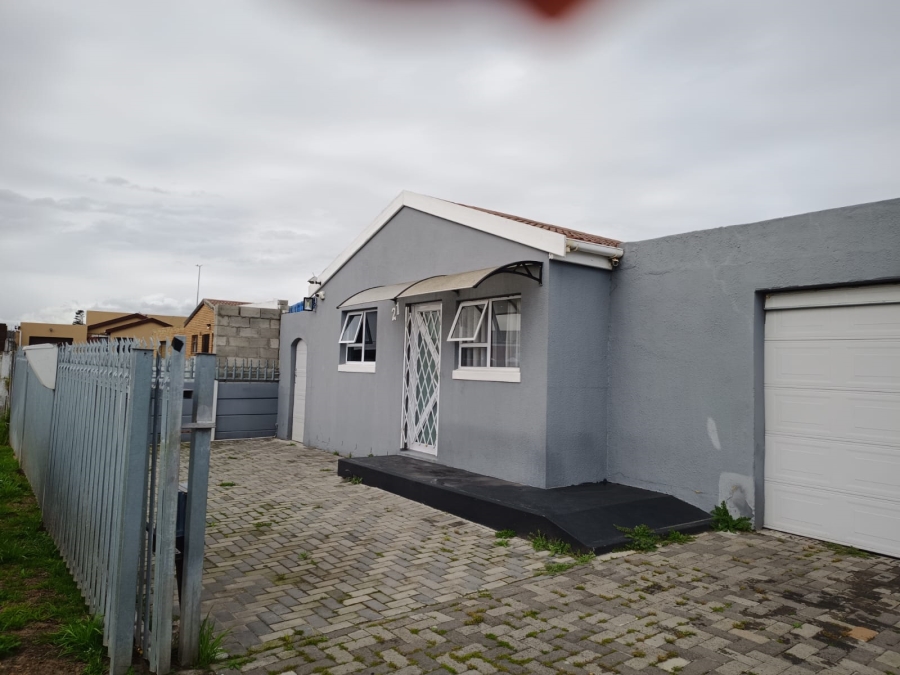 To Let 2 Bedroom Property for Rent in Heather Park Western Cape